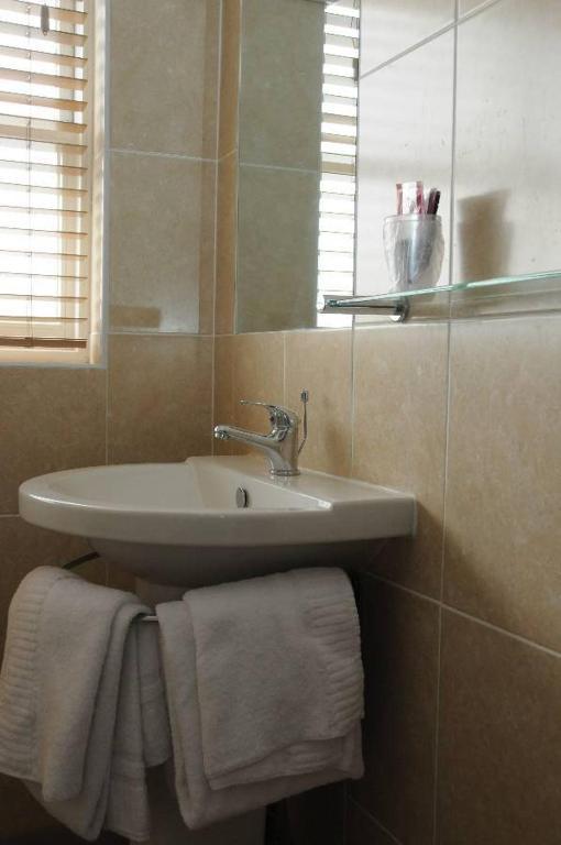 The White House Hotel Telford Quarto foto